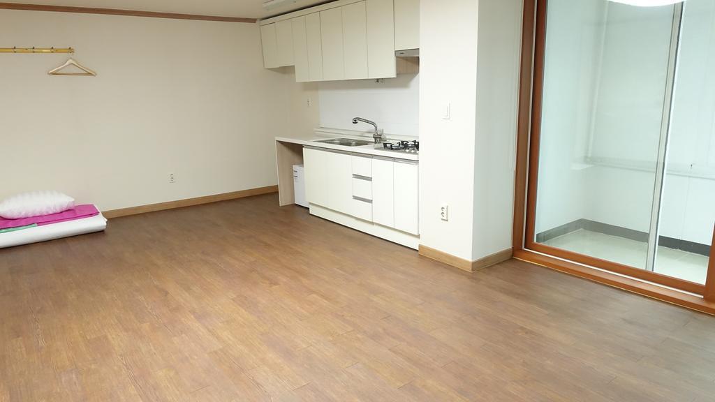 Happy Memory Jeonju Exterior foto