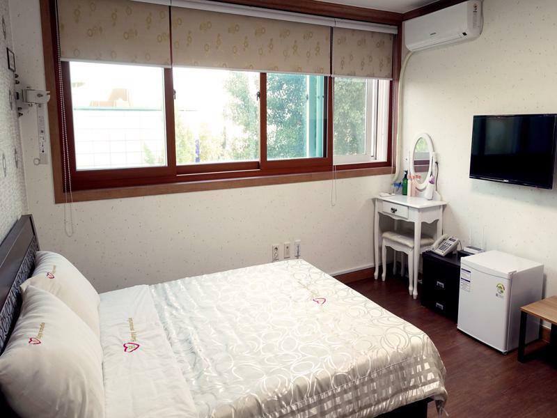 Happy Memory Jeonju Exterior foto